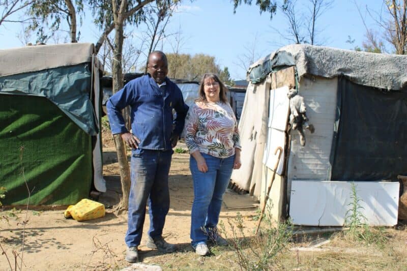 Silent Hlongwane and June Julyan at the informal settlement at the confluence of the Braamfontein and Sandspruit rivers on June 2, 2026. Photo: Ayanda Ntshingila