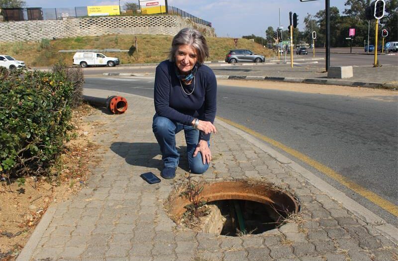 Residents say two uncovered storm water drains in Sunninghill continue to pose a danger to pedestrians and motorists, while the Gauteng department of roads and transport is verifying responsibility.