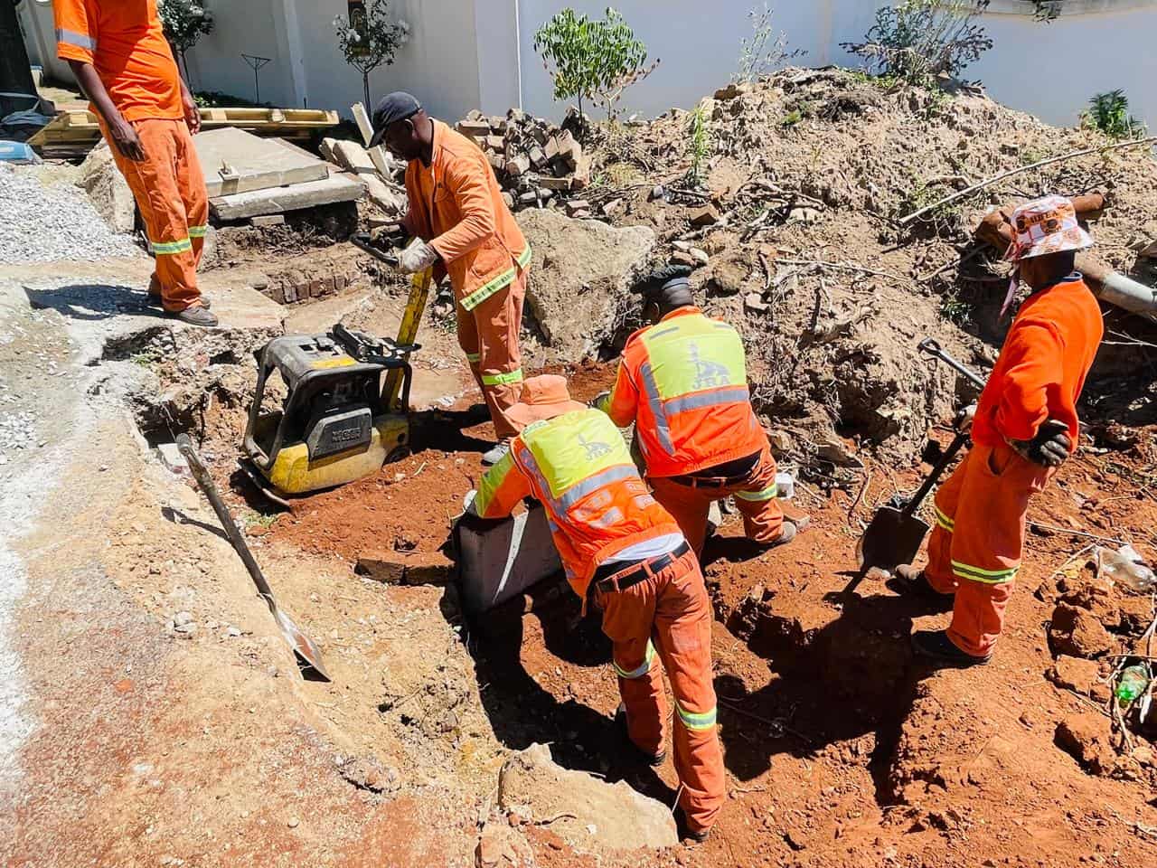 JRA rebuilds damaged Sunninghill stormwater inlet after year-long ...
