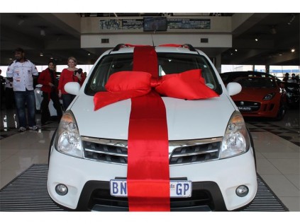 Sanets suprise car.