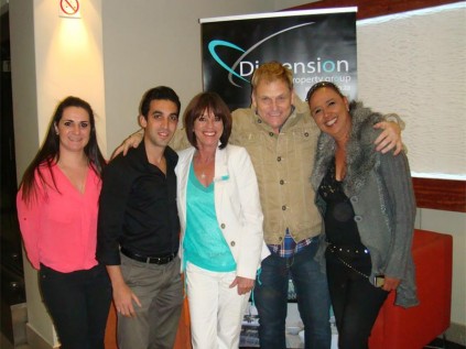 Seen here with Steve Hofmeyr are Dimension Property Group staff members (from left) Frosso Moustakis, Byron Caloyannis ,Colleen Smart, Steve Hofmeyr and Anthea Bressick.