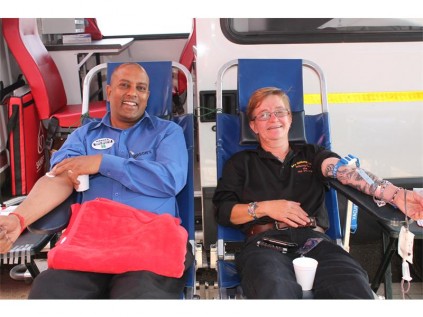 Chris Mocktar and Jo Darmehl donated blood during the event.