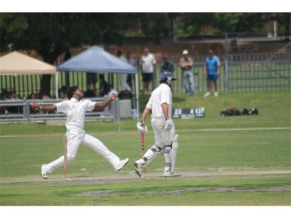Khanyiso Makubalo taking it to the CBC batters.