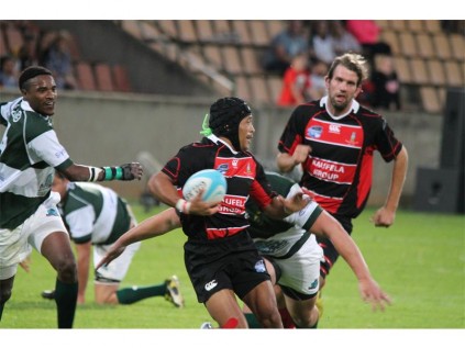 Kaufela Boksburg's Ashwill Adams' dazzling runs left a many Brakpan defenders tackling crisp air.