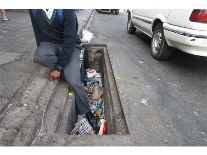 The gaping hole left after a stormwater grate was stolen from the north side parking on Leeuwpoort Street, Boksburg CBD. Thieves stole the grate, which is a piece of metal that measures more than 1m.
