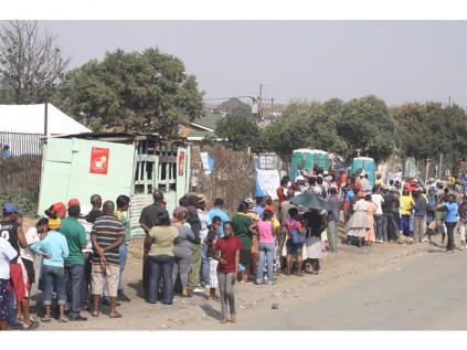 Thousands of Ramaphosa residents queued at Conquerors Church in Ramaphosa to have their say in the future of their country. More than 6000 people registered to vote at ther station, and 1 800 had done so by 1pm.