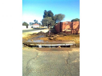 The burst water pipe on the corner of 5th Street and Span Avenue has eventually been repaired, but only after a month. It was reported on June 6. Contractors were called out to the site on June 15, where they dug up a hole and left it as is, without fixing the pipe.