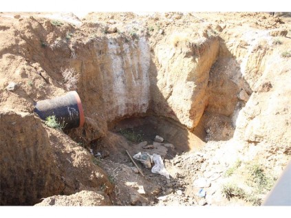 Sunward Park residents have questioned the ‘slow’ construction process of the Rand Water pipeline project across Boksburg.