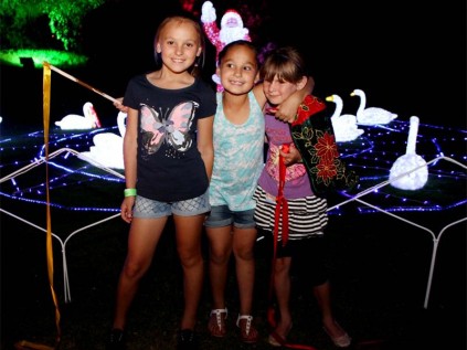 It is the festive season and Emperors Palace is once again lighting up the Ekurhuleni skyline with its spectacular Garden of Lights at the D’oreale Grande Hotel. Pictured enjoying the sights and sounds of this enchanting wonderland, at the official 'switching on' ceremony on Thursday evening, December 4. was Kita (9) and Kyla Uys (7) and Savannah Cosgrave (7) all from Boksburg. Photographer: Yolanda van der Stoep.