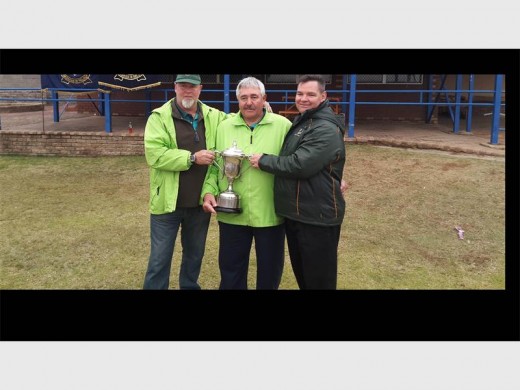 Laerskool Concordia se trotse eerstespan rugbyafrigters (van links), Wayne Eloff, Neels van Schalkwyk en Joost Smuts.