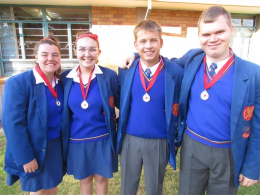 Jukskei uitblinkers: Mindi Bouwer (links), Bianca Mooi, Johan Botha en Werner Engelbrecht.