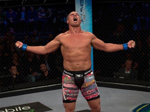 Ruan 'Fangzz' Potts. Photographer: Anton Geyser/ EFC Worldwide.
