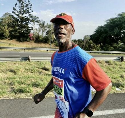 A total of 52 runners finished the race, out of 70 starters.