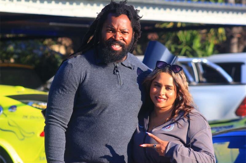 Spinning, smoke and surprises at Dada brothers' birthday bash.