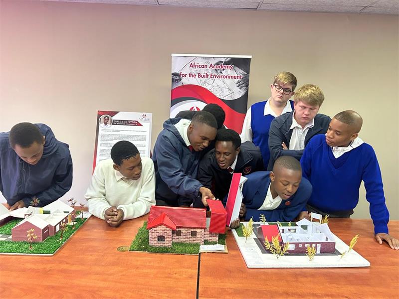 Protea School learners recently spent an exciting day at the African Academy Boksburg, diving into the world of engineering and draughting.