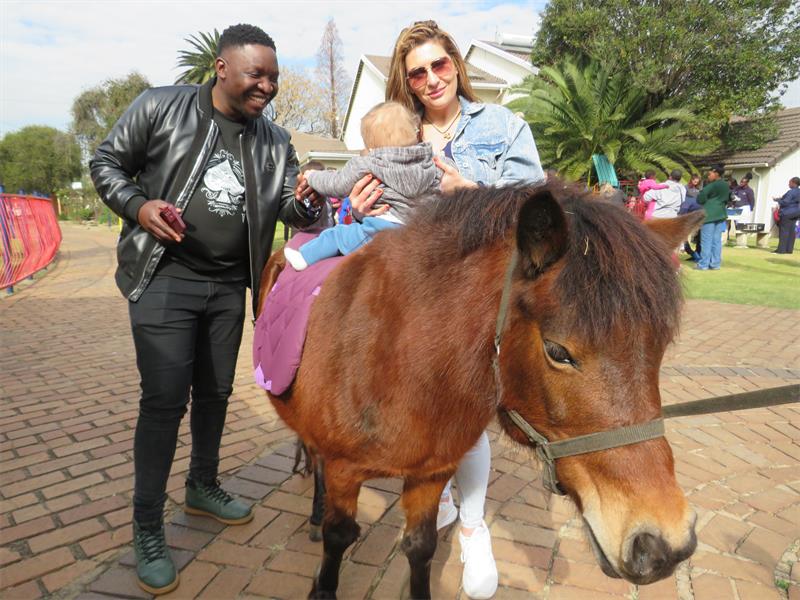 Locals heeded the call to spread kindness in honour of Nelson Mandela’s birthday.