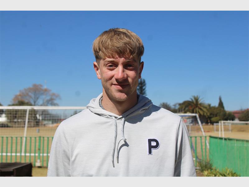 Matthew Mortimer looks up to world number one Scotty Scheffler.