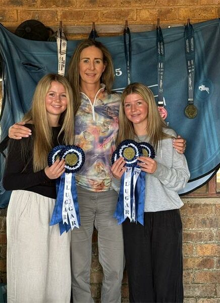 Alexis McLaren won the championship class while sister, Kellen, finished fourth.