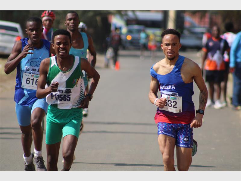 Mwahla won last year's race in 49:00.
