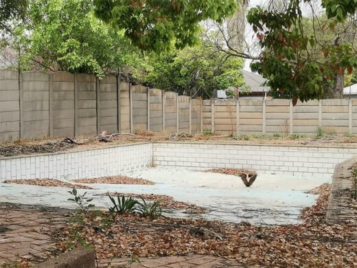 Locals slam City of Ekurhuleni over swimming pool failures