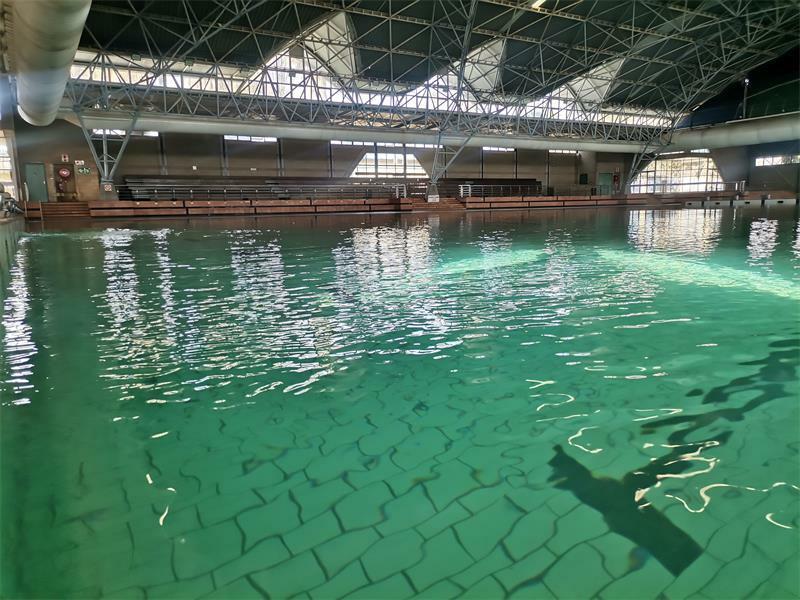 Swimmers across the metro are facing another disappointing start to the swimming season.