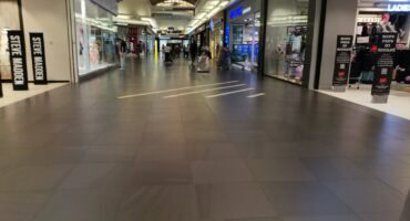 The mall requests shoppers to report incidents to security or centre management.