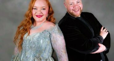 Andries Aldrich en Tracey-Lee Booyens se “Barcarolle”-uitvoering wat lof ontvang.