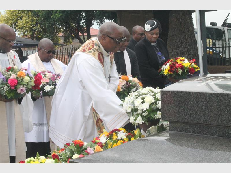 The deputy minister called for honesty, humility and unity during the annual Oliver and Adelaide Tambo wreath-laying ceremony in Wattville.