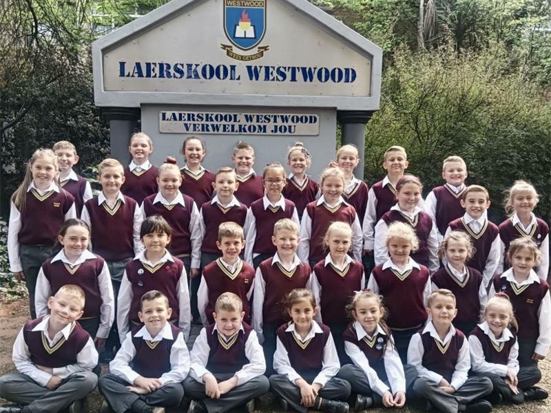 Die leerders het hul skool se naam hoog gehou.