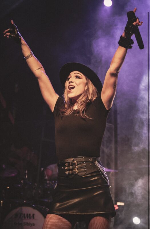 Big Top Rock Amy le Roux.