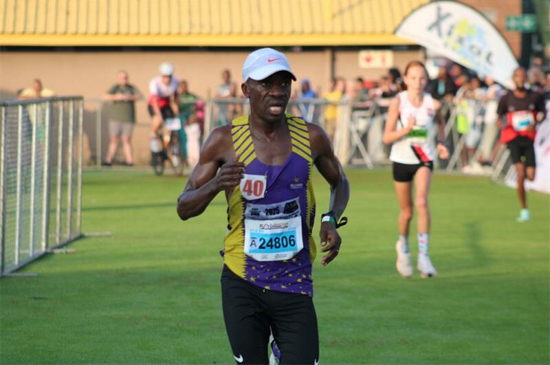 He won the men's half marathon in 01:07:33.