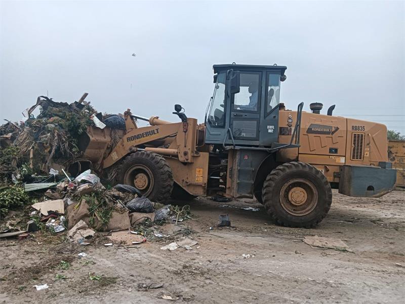After overflowing waste sparked fears over health and safety, the city finally cleaned the Van Dyk mini dumping site.