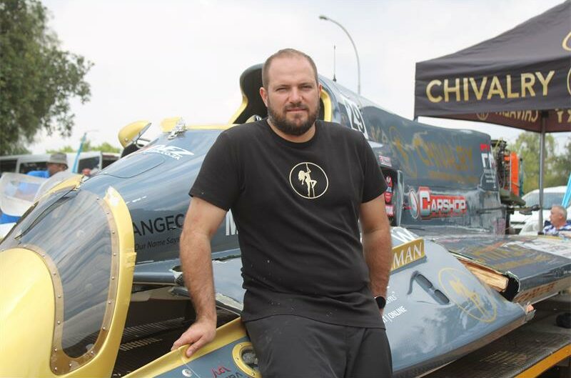 He crashed his boat during a practice session ahead of the second leg of the F1 Powerboat national champs.