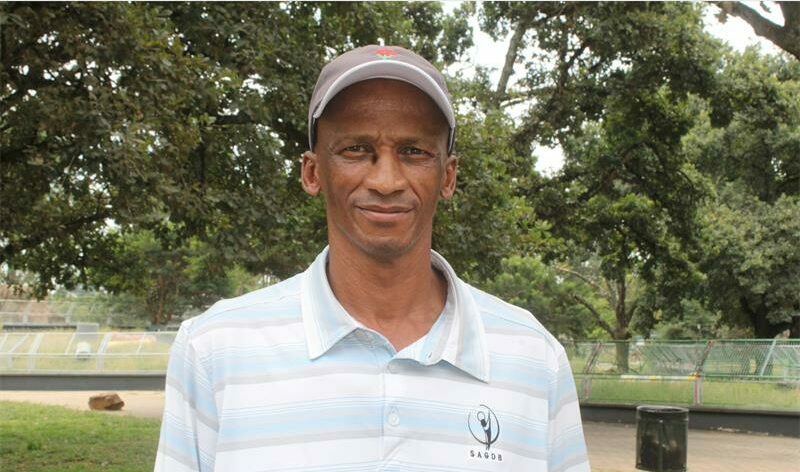 The proceeds will support golf and netball development programmes in Daveyton and Etwatwa.