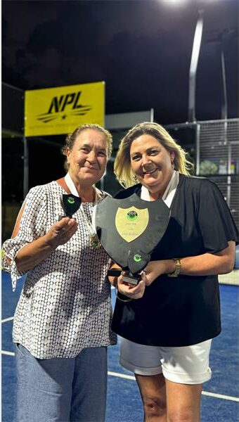 The awards concluded a successful season of competitive padel tennis.