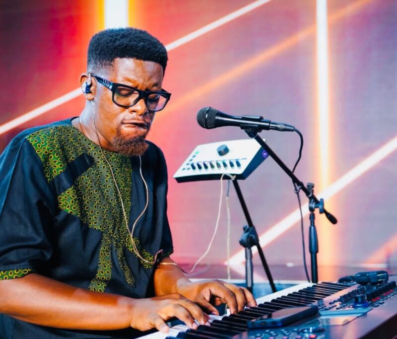Sizwe Mashinini playing piano