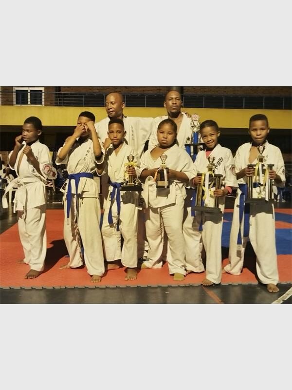 Nine fighters stepped onto the mats in Soweto, and six returned with medals as Ekon Kai Karate proved their strength against tough competition from across South Africa and Zimbabwe.