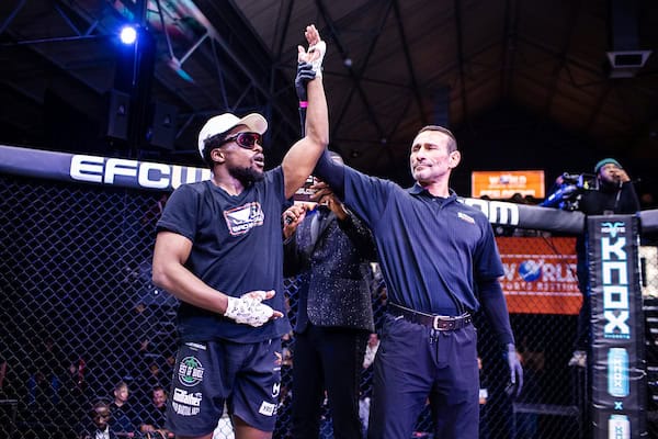 The match was scored 30-27 in Mkhwanazi's favour, taking his record to five wins and four losses.