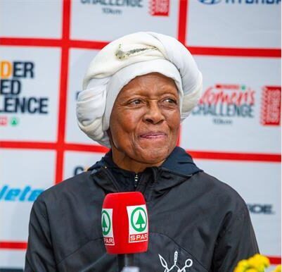 She became the first black woman to earn Springbok colours in 1984.