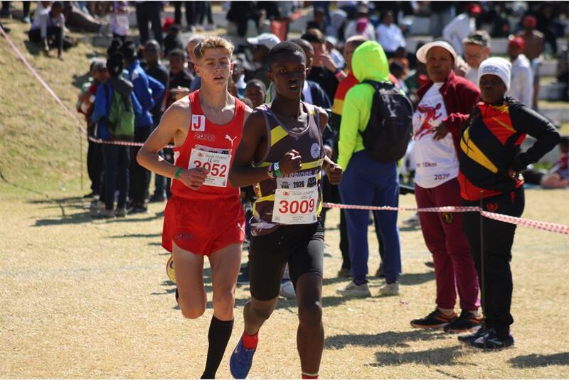 He won the race in 18:50, with Junior Noah second in 19:20, while Stephen Joubert completed the top three in 19:23.