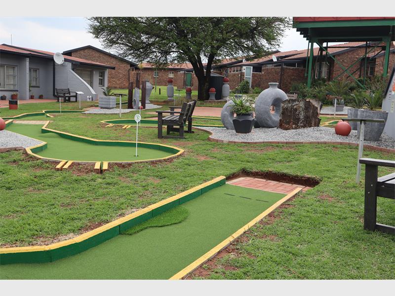Putt putt course