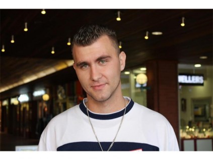 Sheldon Jacobs, Brakpan: "Yes; golfers usually have a lot of money to spend and show good sportsmanship."