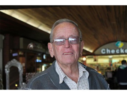 Bunny Boles, Rynfield: "I would say yes, because golf is getting more popular and spectators' interest in it, too."