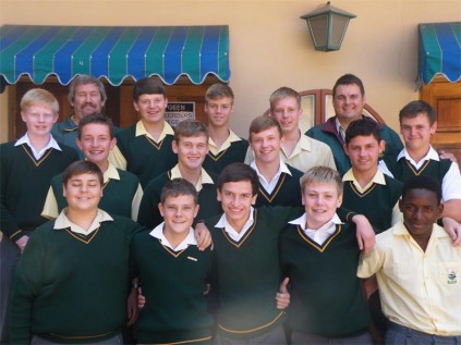 Die Hoërskool Brandwag se o-15A krieketspan was in die 2013 krieketseisoen onoorwonne en het Hoërskool Die Anker in die finaal van die Easterns Krieketliga geklop. Hulle is, voor (van links): Jean de Beer, Jacques Botha, Ruan Potgieter, Harley Steyn en Tebogo Tau. Middel: Juanré Peens, Stefan Ferreira, Sheldon Botha, Delmain Coetzee, Wickus Fleischman en Ockert de Rouwe. Agter: Anton van Heerden (afrigter), André Ehlers, Martin Steyn, Bert Kachelhoffer (kaptein) en Andrew McClintock (afrigter).