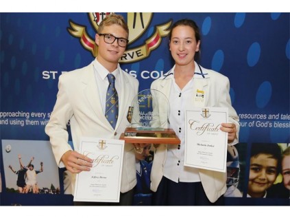 Jeffrey Horn and Michaela Jonker were both awarded the all-round trophy. The stringent criteria for this award requires that the individual achieves academic excellence for five years and must have participated in two sports and two cultural activities for five years. -