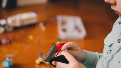 How to encourage your child to play independently