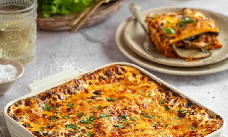12 SEPTEMBER - MEATLESS MONDAY - Double mushroom lasagne