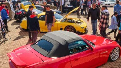 This Honda S2000 has received a mild custom make-over.