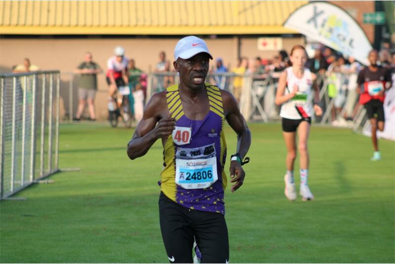 He won the men's half marathon in 01:07:33.