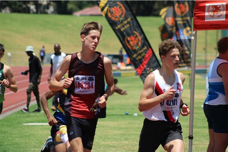 Photos of Benoni Harriers AC runners at the first CGA open track and field league meeting at Germiston Stadium.